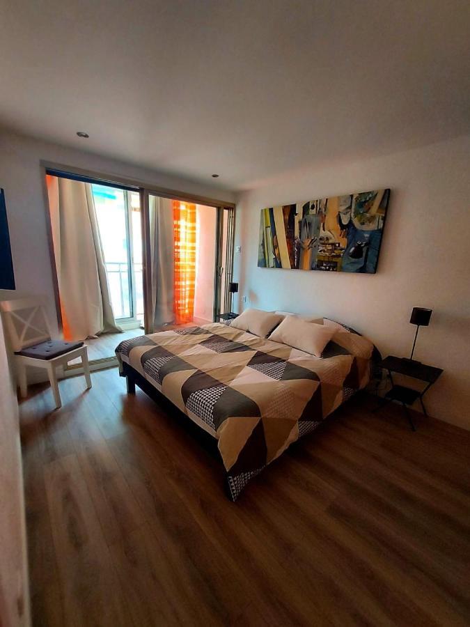 Appartement T3 Plein Centre Ville Le Lavandou Dış mekan fotoğraf