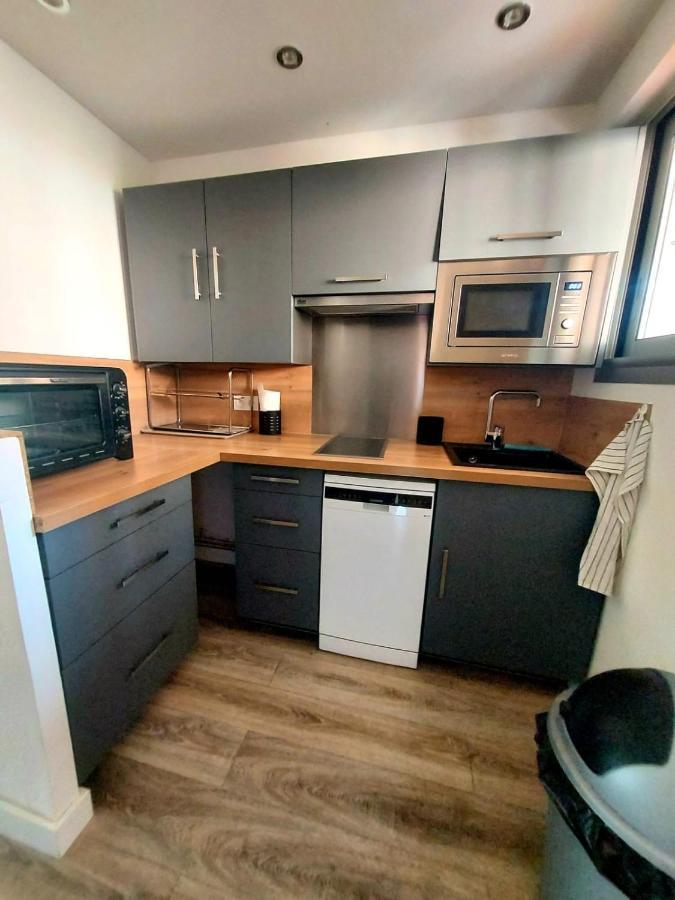 Appartement T3 Plein Centre Ville Le Lavandou Dış mekan fotoğraf